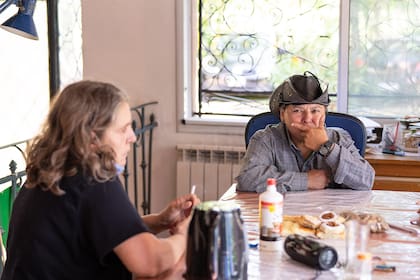 Eva "Higui" De Jesús junto a Claudia Spatocco, una de sus abogadas