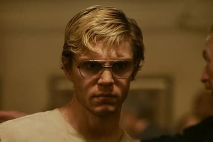 Evan Peters se puso en la piel de Jeffrey Dahmer en la producción de Ryan Murphy (Foto: Netflix)