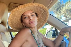 Evangelina Anderson compartió fotos en Marbella y sorprendió con el menú que eligió para degustar en la playa