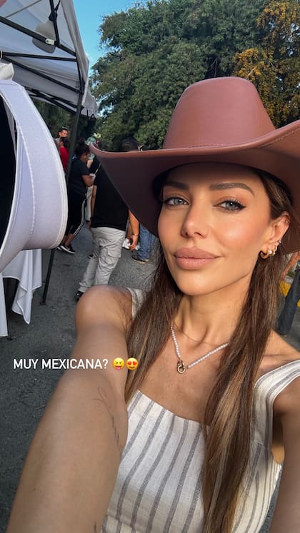 Evangelina Anderson y su paseo por la ciudad de Santiago en Monterrey, sin Demichelis