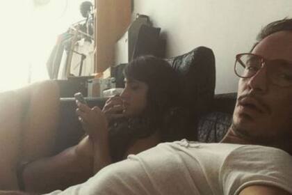 Evangelina, sin corpiño junto a Emmanuel