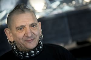 Evaristo: reniega de la actitud punk, duerme la siesta y vuelve con su banda