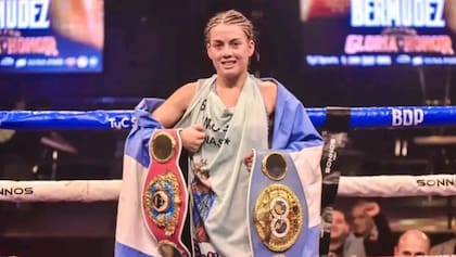 Evelin Bermúdez se quedó con el Olimpia de Plata en boxeo; es tricampeona mundial minimosca