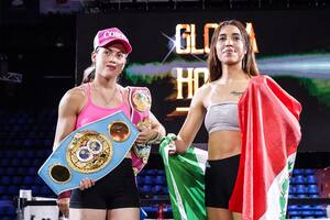 Evelín Bermúdez y Tania Enrique, antes de su pelea en el Luna Park