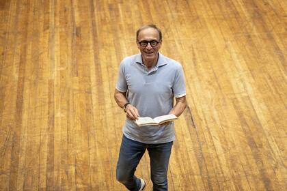 Evelino Pidò dirigirá el concierto de apertura de la temporada de la Orquesta Estable del Teatro Colón, este martes 18 de febrero