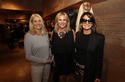 Evelyn Scheidl, Florencia Florio y Teresa Calandra