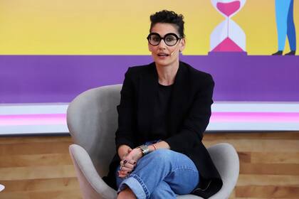 La bartender Mona Gallosi apostó por el delivery de tragos