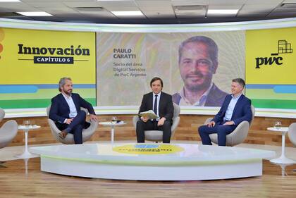 Paulo Caratti, socio del área Digital Services de PwC; José Del Rio (LA NACION); y Ariel Fleichman, de PwC Argentina
