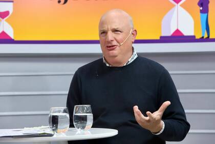 Hace 15 años que Hernán "Colorete" Espantoso Rodríguez decidió ser payaso de hospital para toda su vida