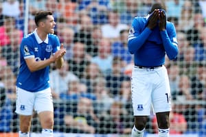 Everton sufrió el peor castigo de la historia de la Premier League y peleará el descenso