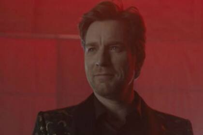 Ewan McGregor es Black Mask