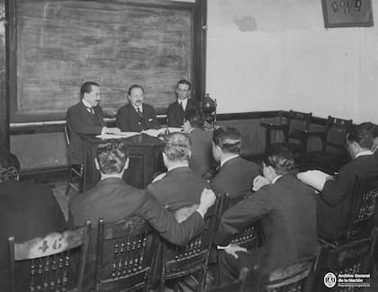 Examen de Derecho en 1920.