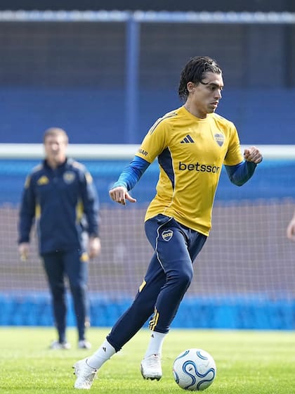 Exequiel Zeballos asoma como titular este jueves ante Universidad Católica, sobre todo si Miguel Merentiel no logra recuperarse a tiempo desde lo físico.