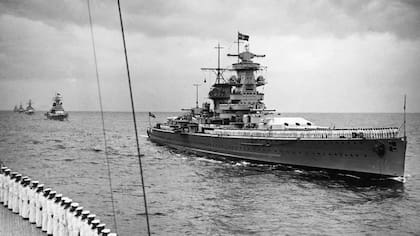 Existe el mito de que el acero del "acorazado de bolsillo" Almirante Graf Spee fue utilizado para la fabricación de las pistolas argentinas Ballester Molina que fueron vendidas a una unidad secreta Británica durante la II Guerra Mundial. Foto: Getty Images