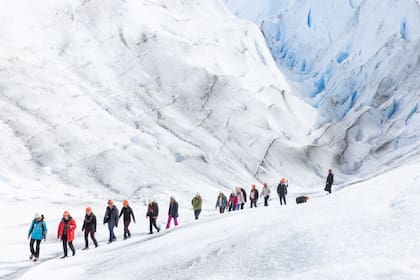 Existe un trekking sobre el glaciar