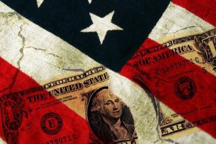 Existe una fiebre global de emisión de deuda, en un contexto donde corren los dólares por todas partes; Wall Street está interesado en América Latina porque ofrece mejores tasas de interés para los inversores