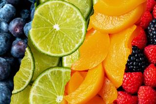 Cómo evitar la pérdida de músculo después de los 45: la fruta clave que deberías comer a diario