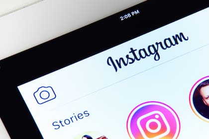 Existen diferentes trucos para ver las historias de Instagram de las personas sin que se enteren 