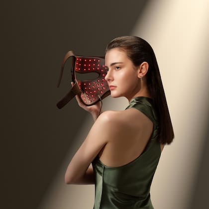 Existen equipos para aplicar tratamientos de luz roja en casa