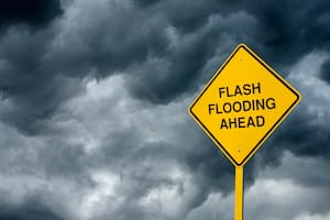 Inundaciones por lluvias intensas en las próximas 48 horas: el pronóstico que preocupa a Florida