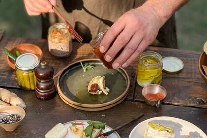 Experiencia de tapas de chacra
y monte maridados con
aperitivos de autor