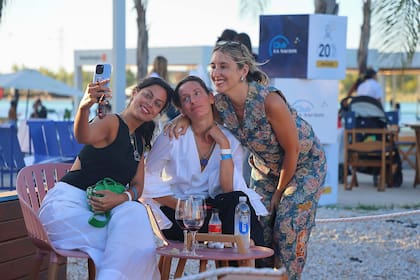 Experiencia Living Remeros Beach 2026 es un plan de todo el día: además de la recorrida por los departamentos, el programa incluye food trucks, shows en vivo y actividades en los stands.