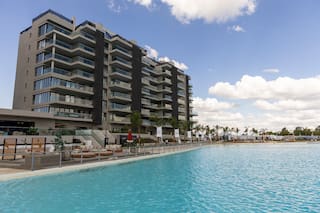 Mucho más que un escenario: la sede que reabrió la conversación sobre lo que llamamos hogar