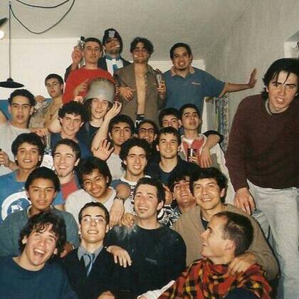 Experiencia Mariapolis Lía, Argentina 2002 (José, de rojo).