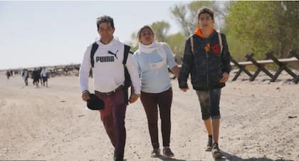 Expertos advierten que la medida podría desencadenar una nueva ola migratoria de venezolanos hacia países de América Latina y a Estados Unidos.