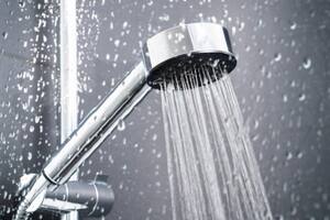 Estas son las ventajas de tomar duchas de agua templada para la salud