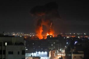 Israel vuelve a responder con ataques a Gaza por el lanzamiento de globos incendiarios