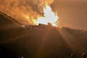 Explotó un camión cisterna en un yacimiento y murieron dos trabajadores