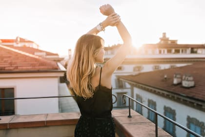 Exponerse a la luz solar es un factor clave para tener un buen despertar