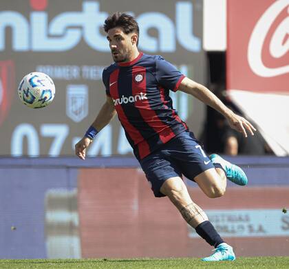 Ezequiel Cerutti volvió a ser titular en San Lorenzo y cumplió con un buen partido ante Banfield