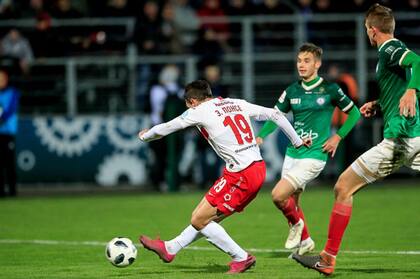 Ezequiel Ponce integra el plantel de Lokomotiv de Moscú