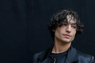 Ezra Miller, el joven talento de Hollywood que cayó en desgracia en apenas dos años