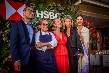 Fabián Medina Flores, Dolli Irigoyen, Julia Lois, Jimena Cyrulnik y Valentina Salezzi.