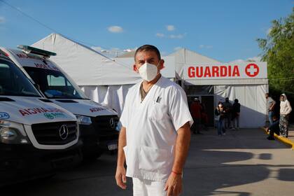 Fabian Trucco, enfermero del Hospital Municipal Domingo Angio, de José C. Paz