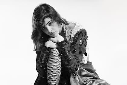 Fabiana Cantilo en la sesión para Detectives, su debut de 1985