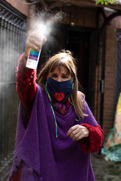 Fabiana Cantilo tuvo que cancelar su gira europea por la cuarentena