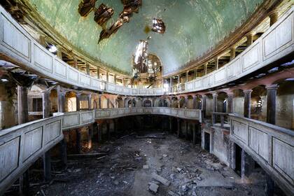 Fabiano Parisi, Il mondo che non vedo #39 - Chiesa Protestante - Zelizsow