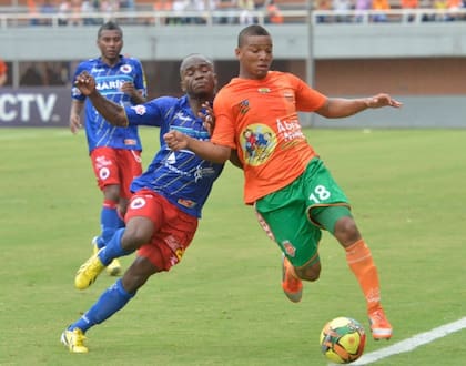 Fabra en su primer equipo: Envigado FC. Su referente siempre fue el brasileño Cafú