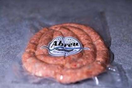 Fabrican chorizos argentinos tradicionales y "suecos"