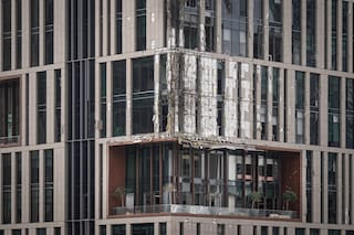 Irán volvió a apuntar a países del Golfo y atacó el centro financiero de Dubai