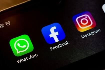 Facebook es también propietaria de Instagram y WhatsApp