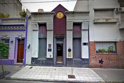 Fachada del edificio donde funciona la Academia Porteña del Lunfardo