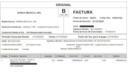 Factura emitida a Andis por la compra de una silla de ruedas