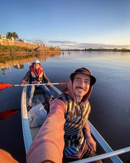 Facu y Sabri tienen treinta años y recorren la Argentina juntos