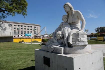 Facultad de Derecho de la UBA: una de las ubicaciones donde estuvo la escultura La Cautiva, de Lucio Correa Morales