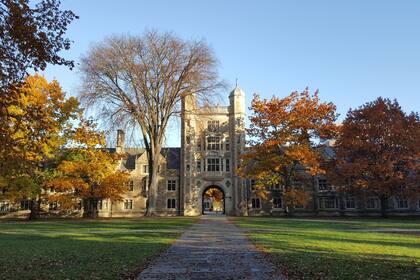 Una de las escuelas de la Universidad de Michigan, en Ann Arbor